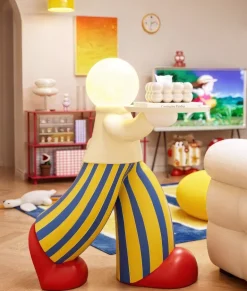 Moderner Beistelltisch aus Holz – Stilvolle Akzentmöbel