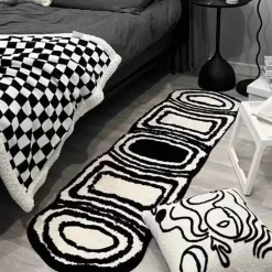 Moderner karierter Teppich – schlichter Akzentteppich