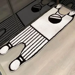 Moderner karierter Teppich – schlichter Akzentteppich