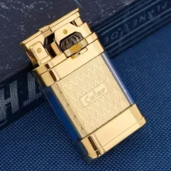 Modernes Jet-Flame-Feuerzeug – Transparentes Tank-Design