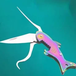 Multifunktionales Hai-Schlüsselanhängermesser - Zahnstocherwerkzeug