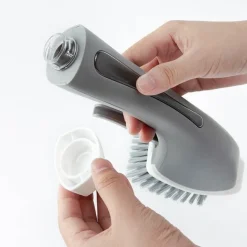 Multifunktionsbürste für Flüssigkeitsspender - Reinigungswerkzeug