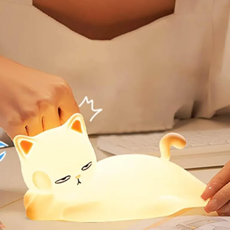 Nachtlampe mit liegender Katze – süßes Dekolicht für Kinder