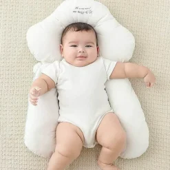 Neugeborenen-Nestkissen – Atmungsaktive Schlafunterstützung für Babys