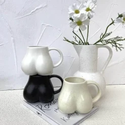 Niedliche Keramiktasse mit Hintern
