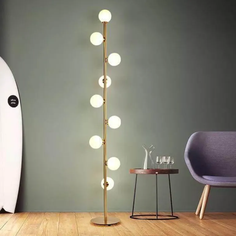 Nordic Floor Lamp - Stylish Earth Tone Lighting