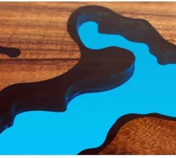 Nordic River Couchtisch – Elegantes Naturdesign