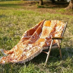 Nordische Überwurfdecke - Gemütliches Bohemian-Sofa und Picknickmatte