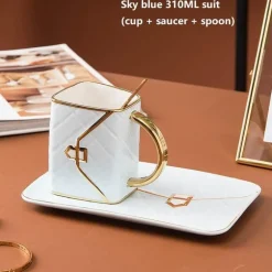 Nordische Handtaschentasse – Stilvolle Kaffeetasse aus Keramik