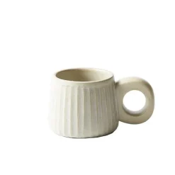 Nordische Keramiktasse mit Retro-Ringgriff, handgefertigte Kaffeetasse für gemütliche Schlucke