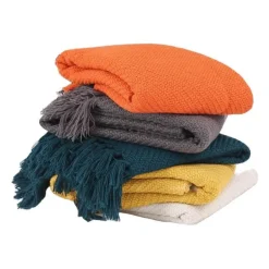 Nordische Wolldecke – Gemütliches Must-have für Zuhause und unterwegs