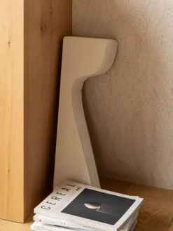 Nordischer Klapptisch aus Kraftpapier – vielseitiges, umweltfreundliches Design