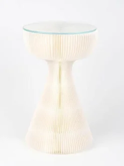 Nordischer Klapptisch aus Kraftpapier – vielseitiges, umweltfreundliches Design