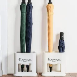 Nordischer ovaler Schirmständer für den Eingangsbereich