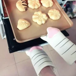 Ofenhandschuhe mit Katzenpfotenmotiv – Süßes Küchenzubehör