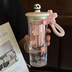 Panda-Wasserflasche – entzückender wiederverwendbarer Getränkebehälter für Kinder und Erwachsene