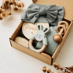 Pastellfarbenes Babyparty-Geschenkset – Entzückende Essentials für Neugeborene