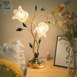 Pastoral Rose Tischlampe - Dekorative Akzentbeleuchtung