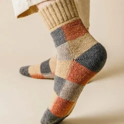 Patchwork-Crew-Socken für Herren – stilvolles, farbenfrohes Design