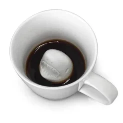 Personalisierte 3D-Kaffeetasse mit Hai-Attacke – Keramiktasse für das Homeoffice