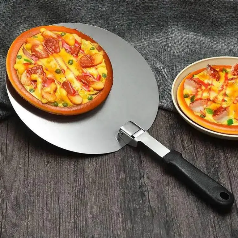 Pizzaschaufel aus Edelstahl – perfektes Backwerkzeug für Kuchen, Brot und Desserts