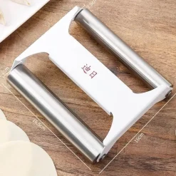 Pizzateig-Docker aus Edelstahl – Teigroller zum Backen