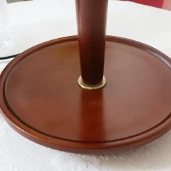 Plissierte Tischlampe aus Holz – Moderne, stilvolle Beleuchtung für Ihr Zuhause