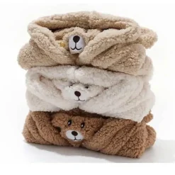 Plüschbär-Schalmaske – warmes Winteraccessoire