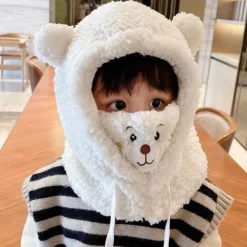 Plüschbär-Schalmaske – warmes Winteraccessoire