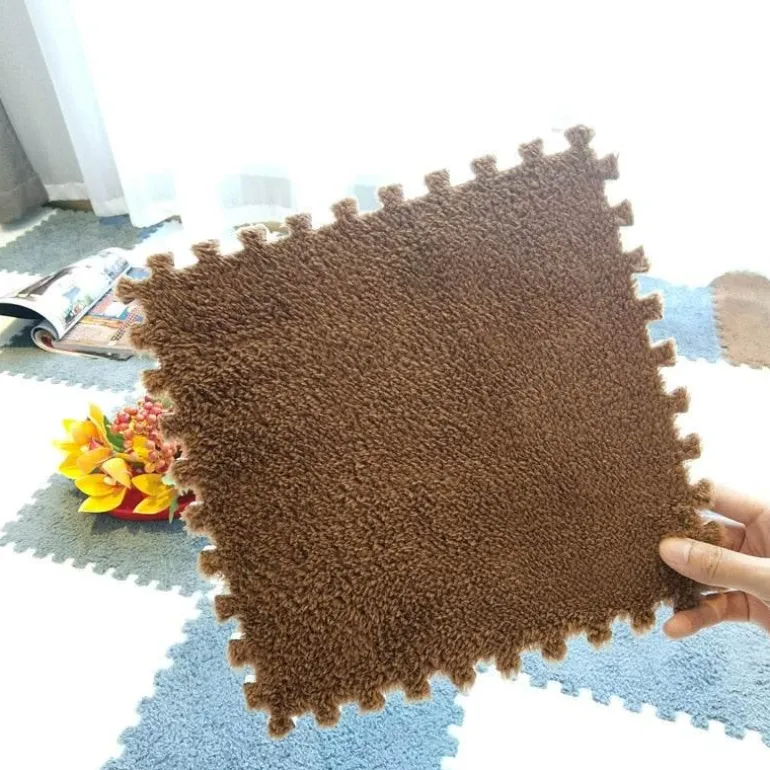 Plüschige Winter-Puzzlematte - Weiche DIY-Spielmatte