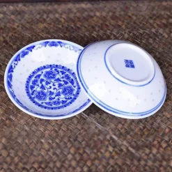 Porzellangeschirr-Set mit Drachenmuster – Blau-weiße Essteller