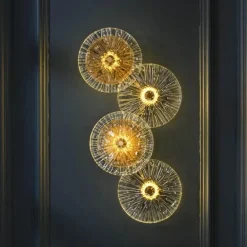 Postmoderne Glaswandlampe – Elegante, stilvolle Beleuchtungsvorrichtung