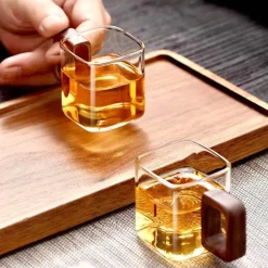 Quadratischer Glasbecher „Oslo“