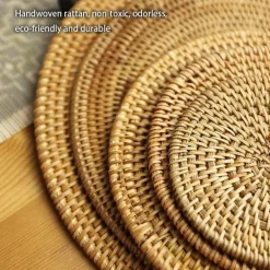 Rattan-Untersetzer-Set mit Halter – Getränkeuntersetzer aus Glas für die Heimdekoration