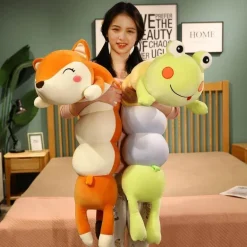 Raupen-Plüschkissen – weiches süßes Spielzeug