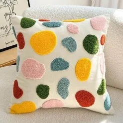 Regenbogen Dekokissen - Buntes Dekokissen für die Inneneinrichtung