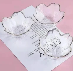 Regenbogen-Glasschale mit Goldrand - Blaue Schnecke, Seestern, Jakobsmuschelteller