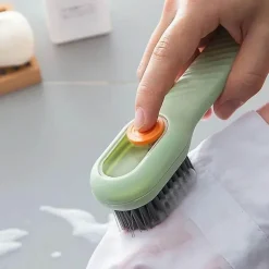 Reinigungsbürste mit weichen Borsten und langem Griff für Schuhe, Kleidung und Bretter – vielseitiges Mehrzweckwerkzeug