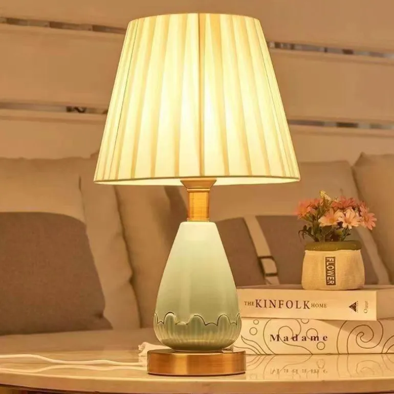 Retro Keramik Tischlampe - Vintage Wohnbeleuchtung Dekor