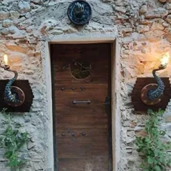Retro Octopus Wall Lamp - Tentacle Light Decor