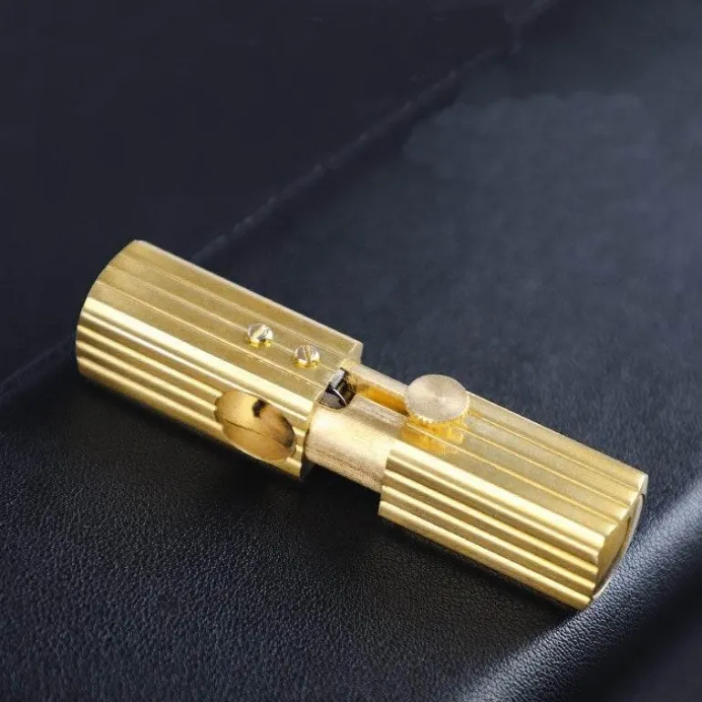 Retro-Gasfeuerzeug – Vintage-Automatikzündung