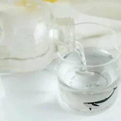 Robbenwal-Wasserflasche mit Hülle – Kreatives Camping-Trinkgeschirr
