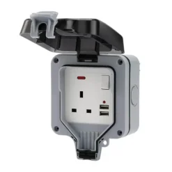 Robuste, wasserdichte Steckdosenabdeckung – Elektrischer Schutz im Außenbereich