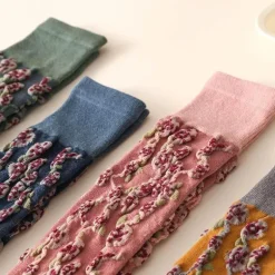 Rosalie Kniestrümpfe – Stilvolle und bequeme Strumpfwaren