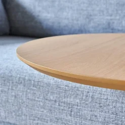 Runder Beistelltisch aus Holz – Elegantes Sofa-Dekor