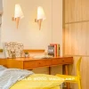 Rustikale Wandlampe aus Massivholz – Vintage-Beleuchtung für Zuhause