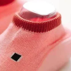 Rutschfeste Babysocken mit Mini-Ente – süße Babyschuhe