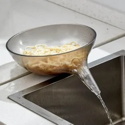 Rutschfester Gemüseabtropfkorb – Küchensieb für einfache Lebensmittelzubereitung