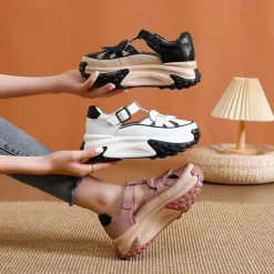 Sandalen mit dicker Sohle – bequemes Freizeitschuhwerk für den ganzen Tag