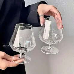 Schlankes Cocktailglas-Set – Elegantes Trinkgeschirr für besondere Anlässe
